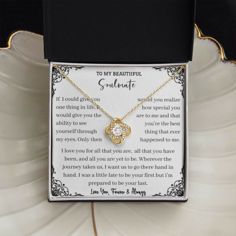 Malttrix Love Necklace
