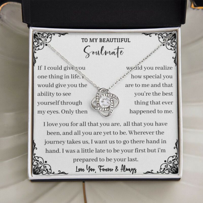 Malttrix Love Necklace