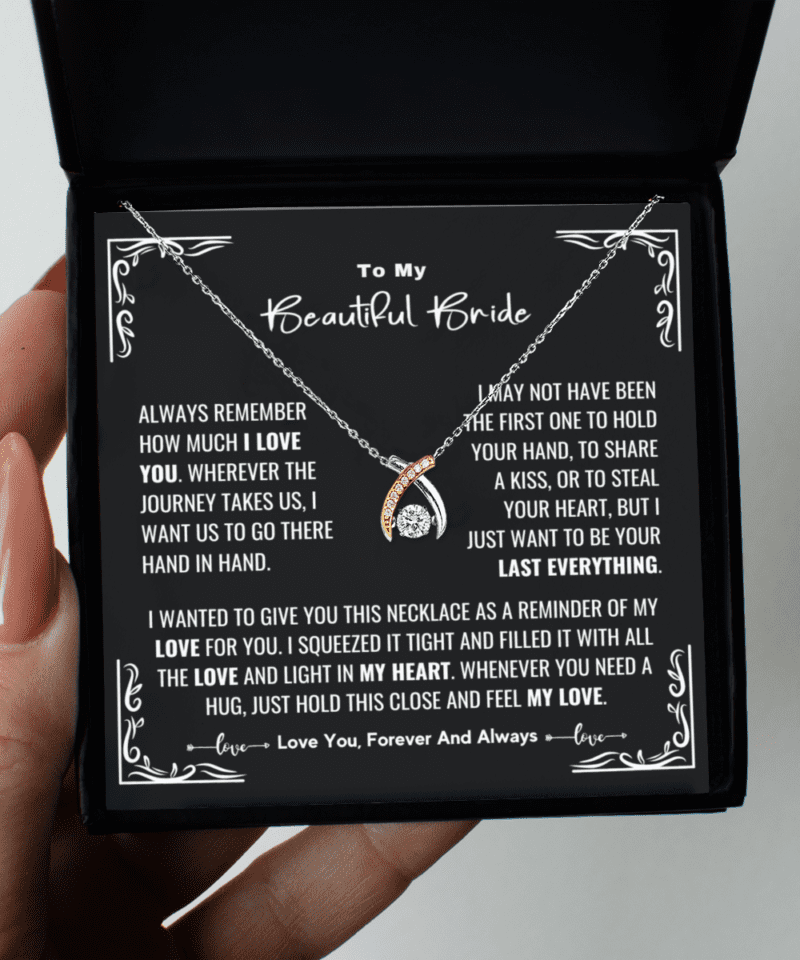 Necklace for bribe on wedding day